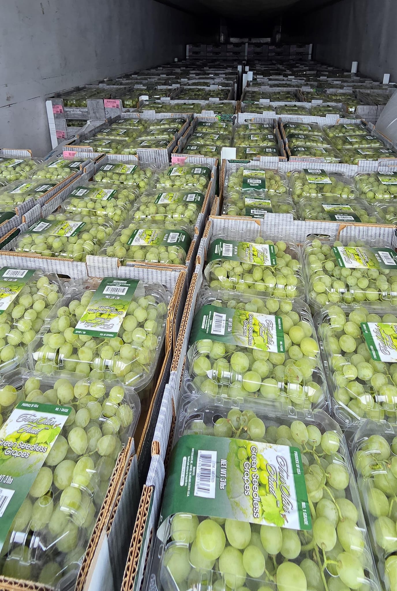 Carga de uvas refrigeradas